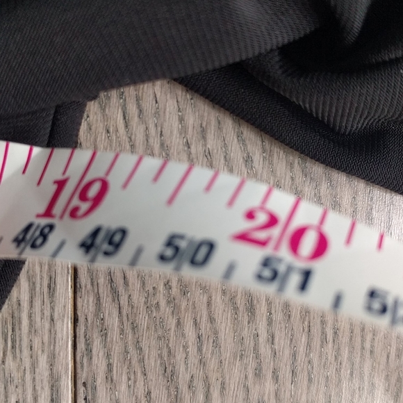 Beautiful black dress by Ronnie Nicole ⭐🌸🍀 - Picture 9 of 12